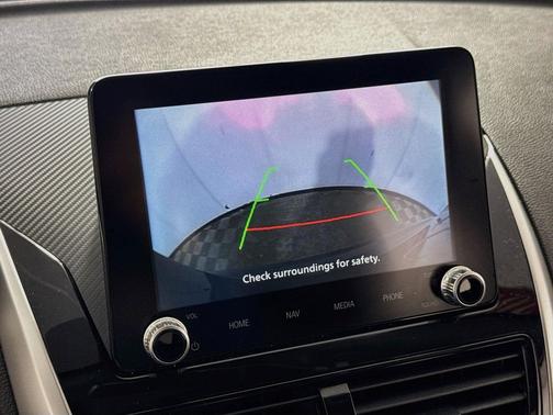 Labrador Black Metallic 2024 Mitsubishi Eclipse Cross SE