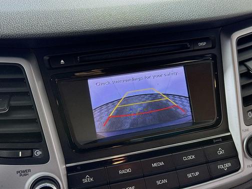 2017 Hyundai TUCSON SE