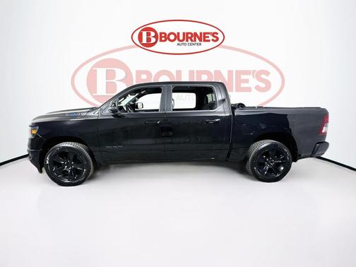 Diamond Black Crystal Pearlcoat 2023 RAM 1500 Big Horn/Lone Star