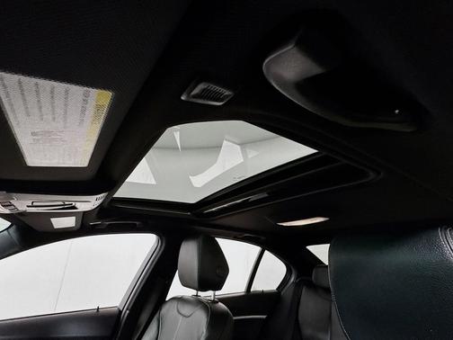 Mineral Gray Metallic 2018 BMW 330 xDrive