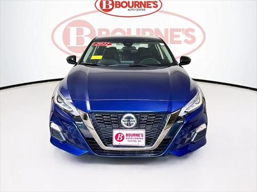 2022 Nissan Altima SR FWD