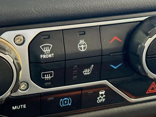 2025 Jeep Wrangler 4xe Base