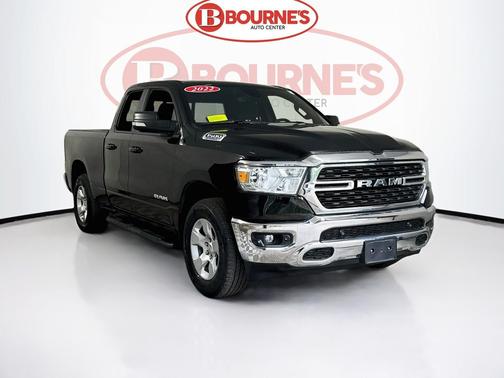 Diamond Black Crystal Pearlcoat 2022 RAM 1500 Big Horn/Lone Star