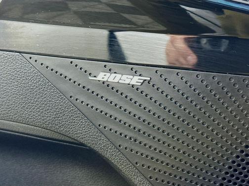 Glacial White Pearl 2022 Kia K5 GT