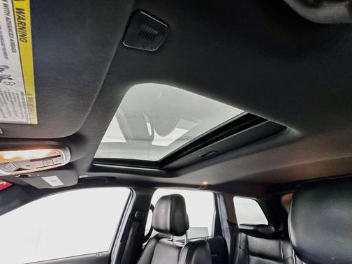 Bright White Clearcoat 2022 Jeep Grand Cherokee Limited