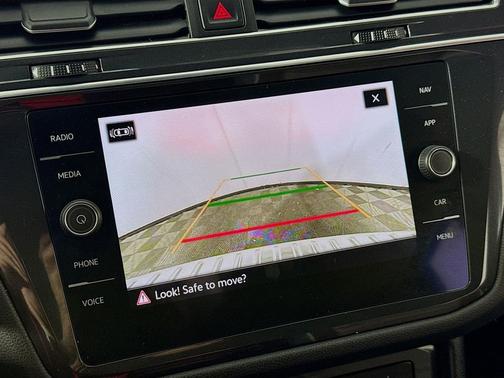 2022 Volkswagen Tiguan 2.0T SEL R-Line 4MOTION