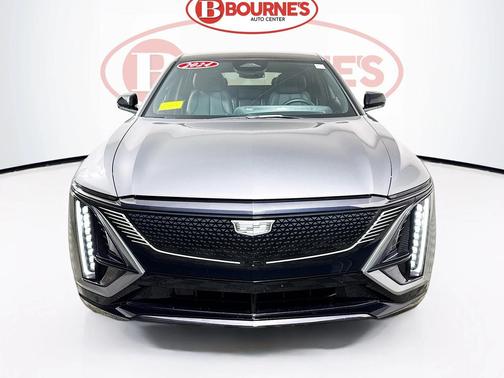 2024 Cadillac LYRIQ Sport