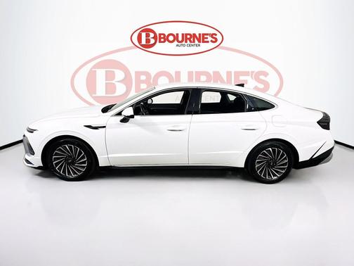 2024 Hyundai SONATA Hybrid SE