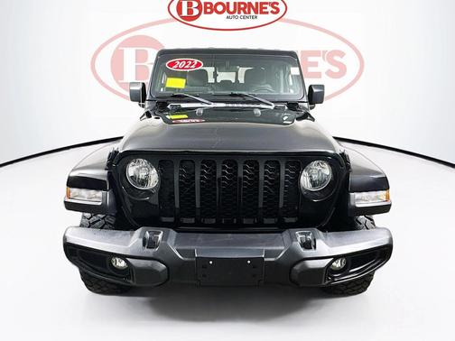 Black Clearcoat 2022 Jeep Gladiator Willys 4x4