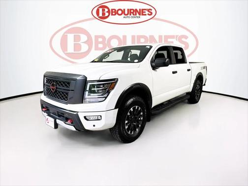 2024 Nissan Titan PRO-4X