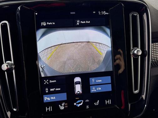 2019 Volvo XC40 T5 R-Design