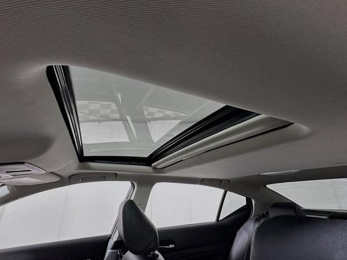 2025 Nissan Altima SR FWD