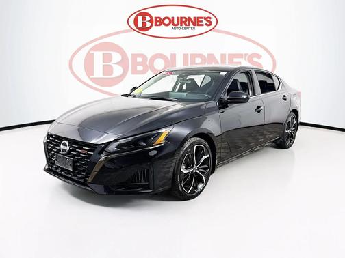 2025 Nissan Altima SR FWD