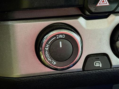 2019 Toyota Tacoma SR