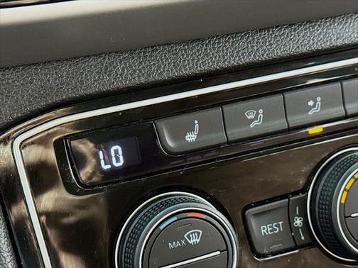 2022 Volkswagen Atlas 3.6L SEL