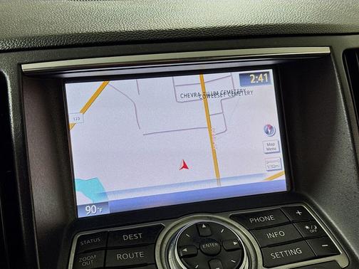 2015 INFINITI Q40 Base