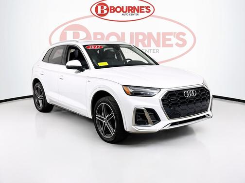 Glacier White Metallic 2022 Audi Q5 55 S line Premium Plus