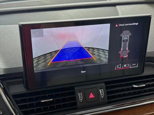 2023 Audi Q5 40 Premium