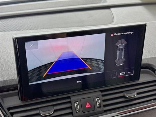 2022 Audi Q5 45 S line Premium