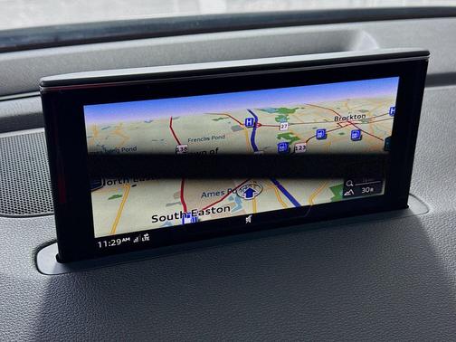 2019 Audi Q7 w/Navigation,Leather,Pano Sunroof