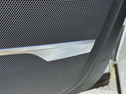 2019 Audi Q7 w/Navigation,Leather,Pano Sunroof