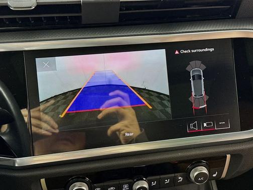 2023 Audi Q3 Premium 45 TFSI S line quattro Tiptronic