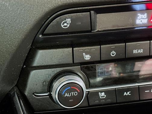 2022 Mazda CX-9 Carbon Edition