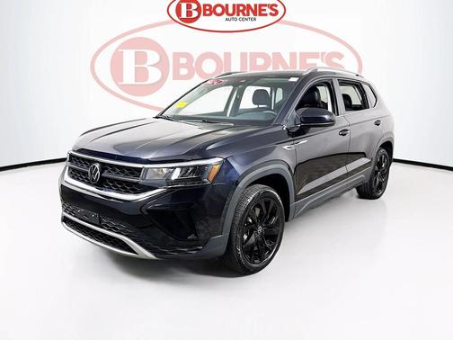 2024 Volkswagen Taos 1.5T SE