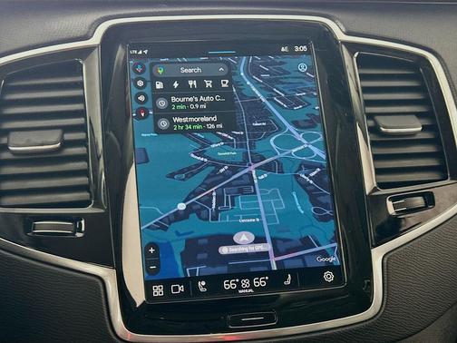 2023 Volvo XC90 Recharge Plug-In Hybrid T8 Plus Bright Theme 7-Seater