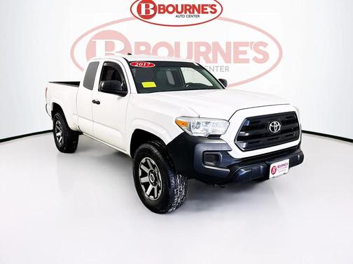 2017 Toyota Tacoma SR
