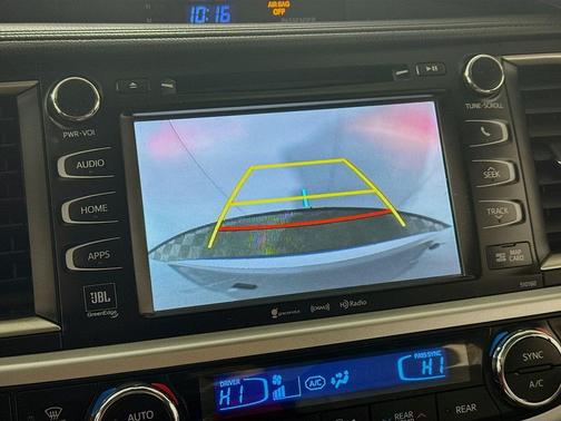 Silver Sky Metallic 2016 Toyota Highlander Hybrid Limited