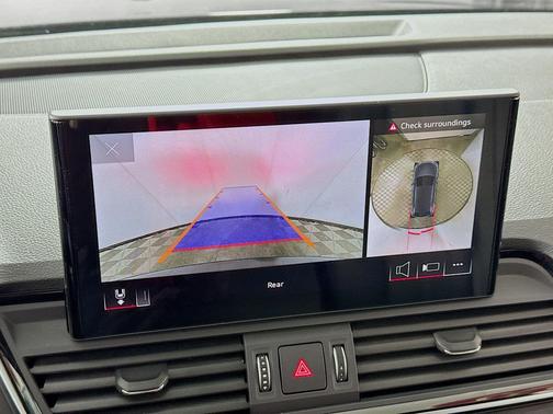 2023 Audi Q5 40 Premium Plus