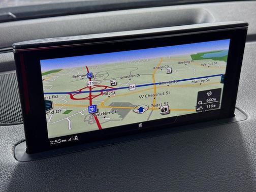 2019 Audi Q7 w/Navigation,Leather,Pano Sunroof