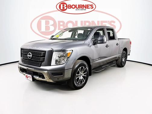 2024 Nissan Titan SV