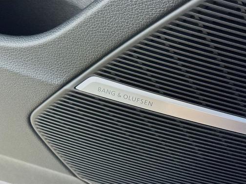 2022 Audi Q7 55 Premium Plus