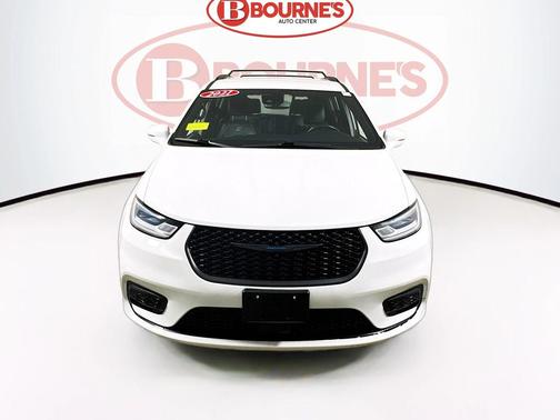 2021 Chrysler Pacifica Hybrid Touring L