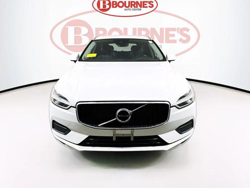 2018 Volvo XC60 T5 Momentum