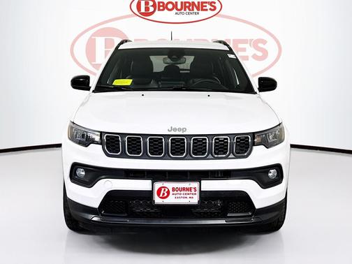 Bright White 2025 Jeep Compass Latitude