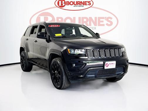 Diamond Black Crystal Pearlcoat 2021 Jeep Grand Cherokee Altitude