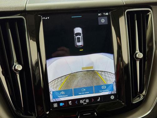 Denim Blue Metallic 2024 Volvo XC60 B5 Core Dark Theme