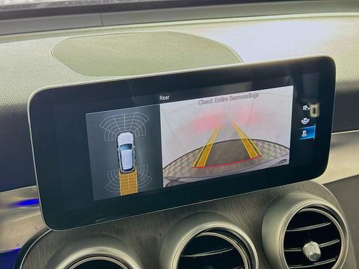 2021 Mercedes-Benz GLC 300 4MATIC