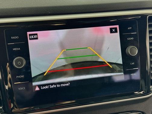 2022 Volkswagen Atlas 2.0T SE w/Technology 4MOTION