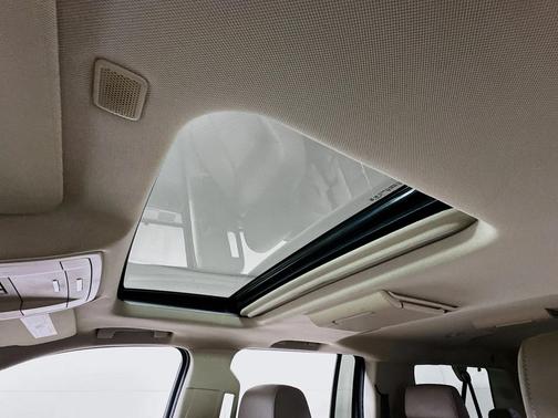 2020 GMC Yukon XL SLT