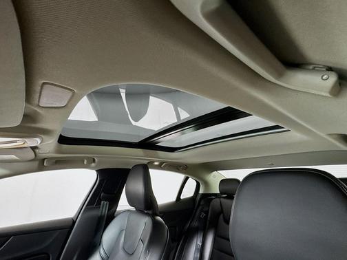 Denim Blue 2024 Volvo S60 B5 Core Dark Theme