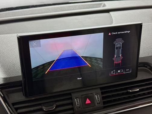 2022 Audi Q5 45 S line Premium