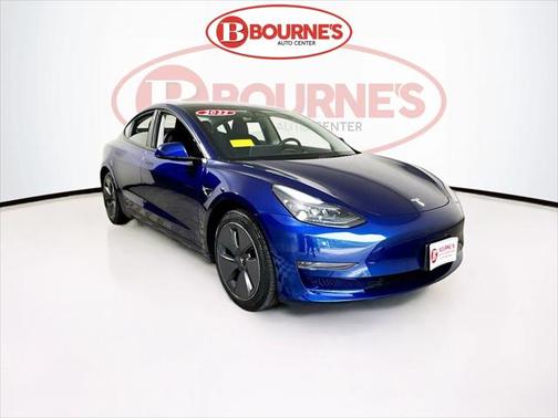 2022 Tesla Model 3 Standard Range
