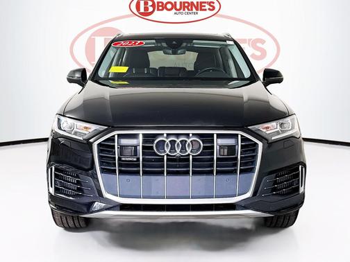 Mythos Black Metallic 2023 Audi Q7 55 Premium Plus