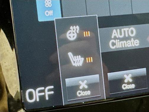 2021 Volvo XC40 T5 Momentum