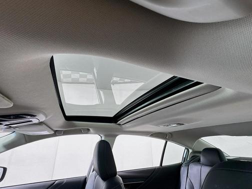 2022 Subaru Legacy Limited