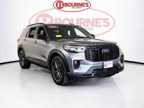 Carbonized Gray Metallic 2025 Ford Explorer ST-Line